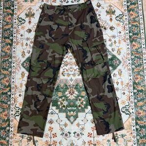 Vintage Nike SB Camouflage Cargo Pants Men's Size 30 Camo Utility Skateboarding